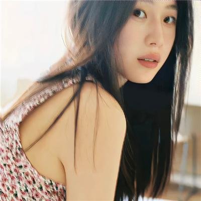 清秀俏佳人